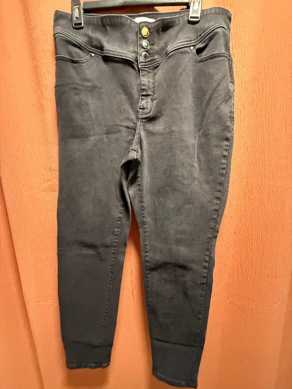 Lane Bryant women's size 16 black skinny jeans